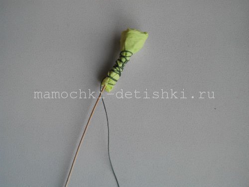 Цветы из гофрированной бумаги своими руками