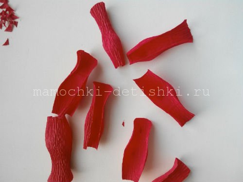 Цветы из гофрированной бумаги своими руками